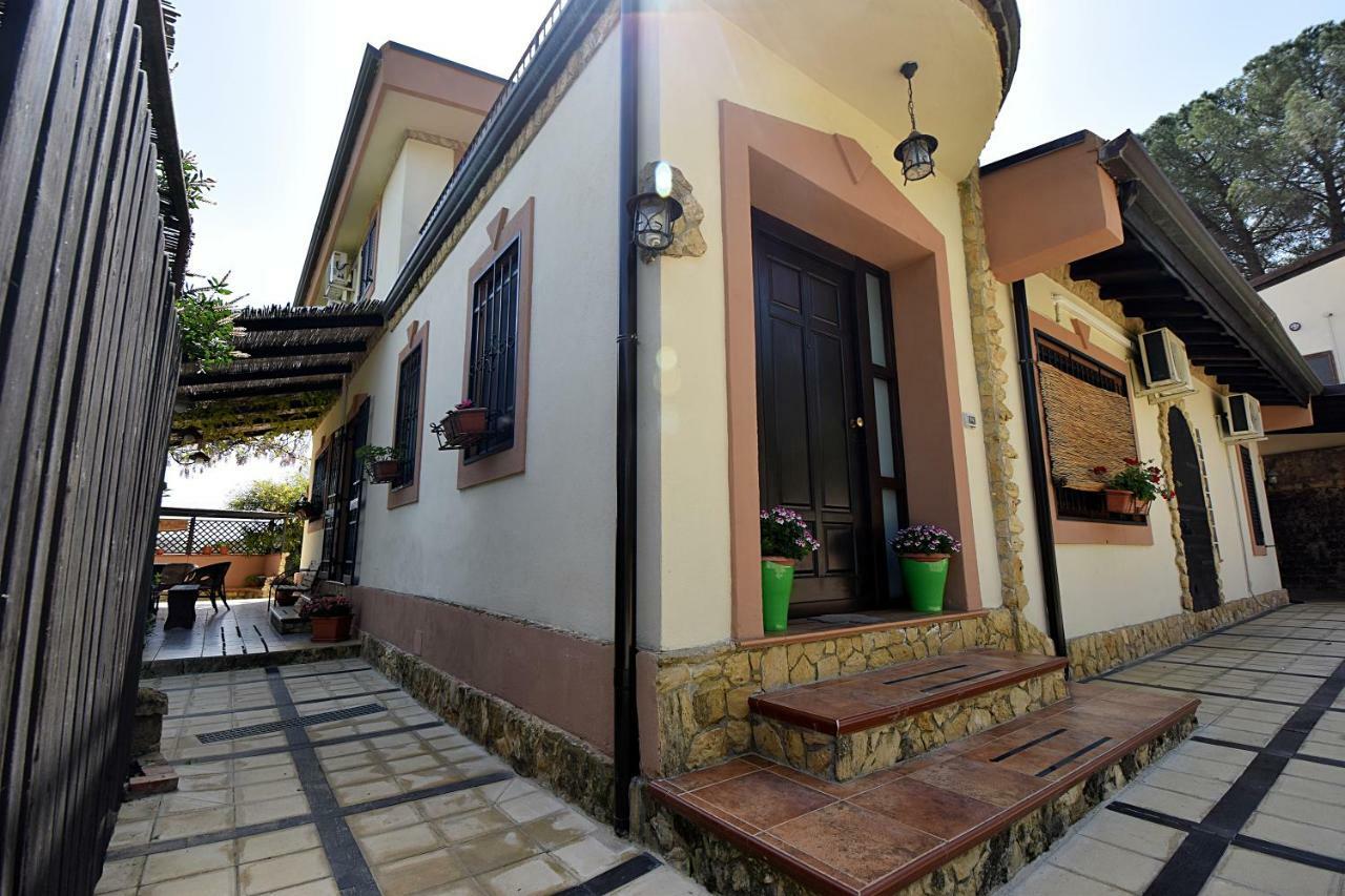 B&B Agave 64 เปียซซา อาร์เมรีนา ภายนอก รูปภาพ